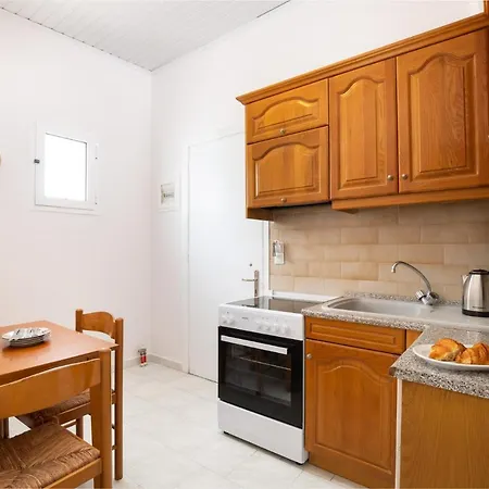 Dandidis Seaside Guest house *