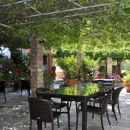 Dandidis Seaside Agios Gordios (Corfu)