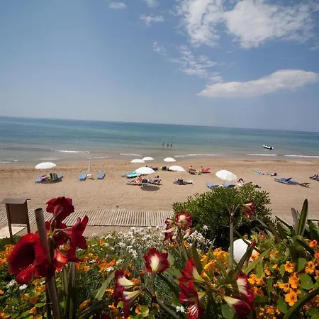 Dandidis Seaside Gasthof Agios Gordios (Corfu)