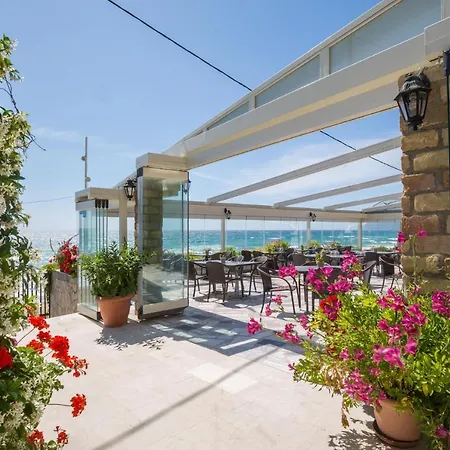 招待所 丹帝迪斯海边旅馆 阿齐欧斯·贡多斯